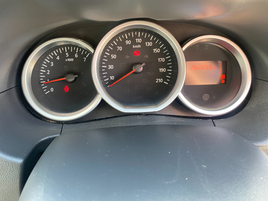 2017 Dacia Duster - image 15