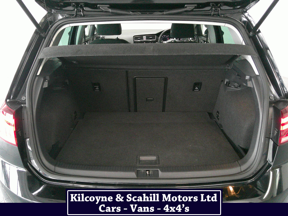 2017 Volkswagen Golf - image 21