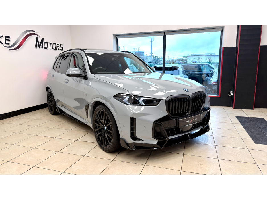 2025 BMW X5 50E MSPORT PRO €95,950