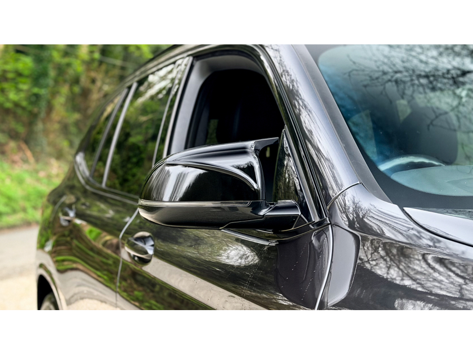 2021 BMW X3 - image 7