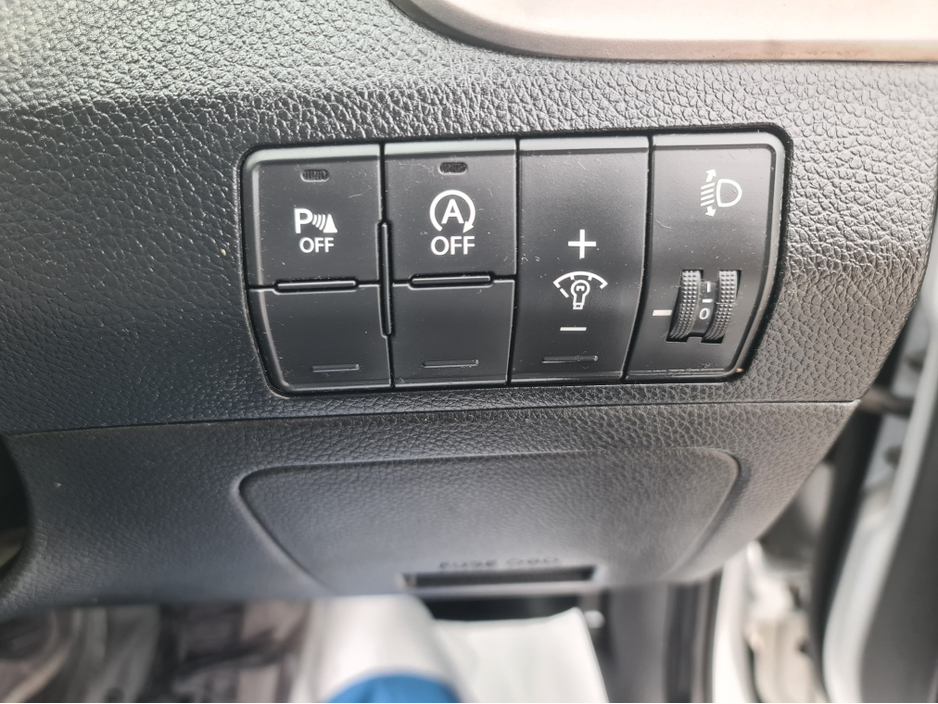 2015 Hyundai i30 - image 11