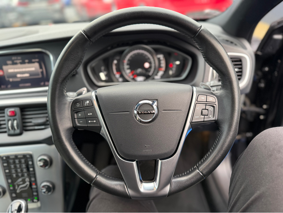 2018 Volvo V40 ** DEPOSIT TAKEN ** CROSS COUNTRY 4WD - 2.0L DIESEL - AUTO - 12M WARRANTY - CAR: 1733 €19,950