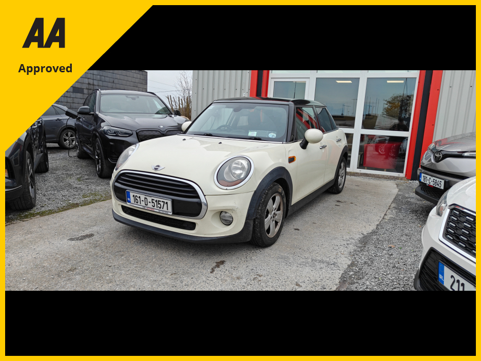 2016 MINI Hatch 2016 1.5 Petrol 5DR COOPER €10,950