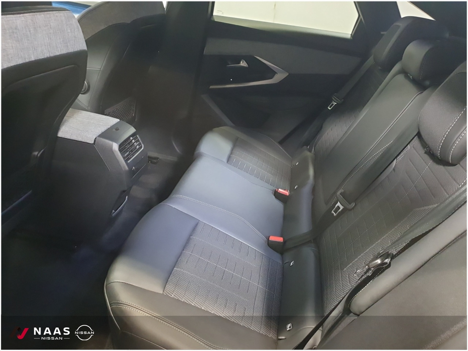 2025 Peugeot 3008 GT EV €36,945