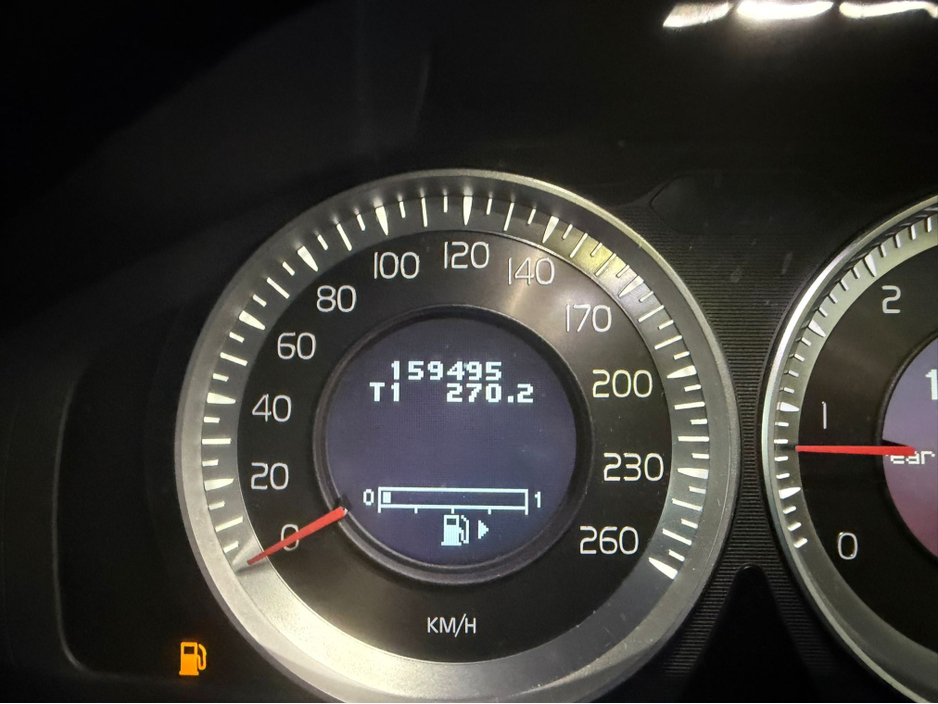 2012 Volvo S60 - image 5