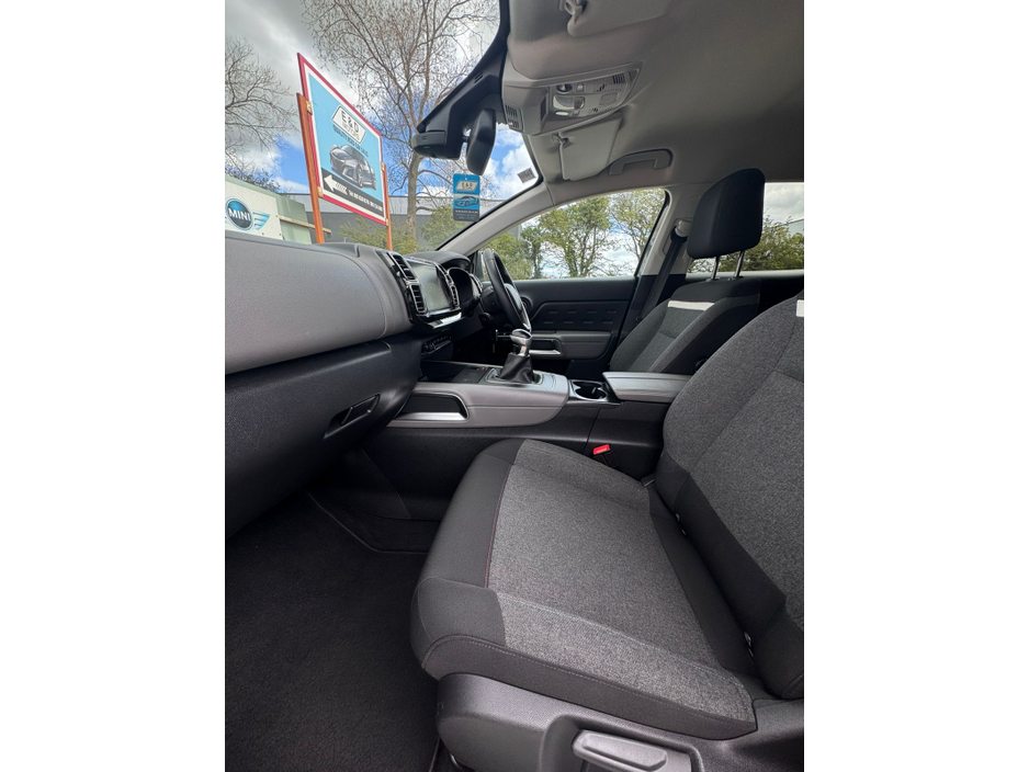 2020 Citroen C5 Aircross - image 24