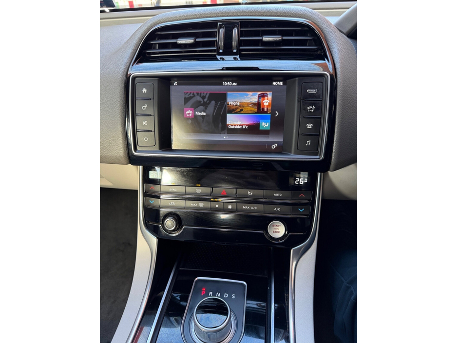 2015 Jaguar XE  €8,950