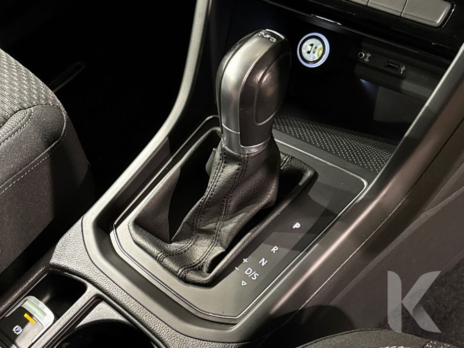 2017 Volkswagen Touran - image 10