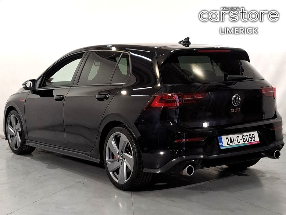 2024 Volkswagen Golf - image 5