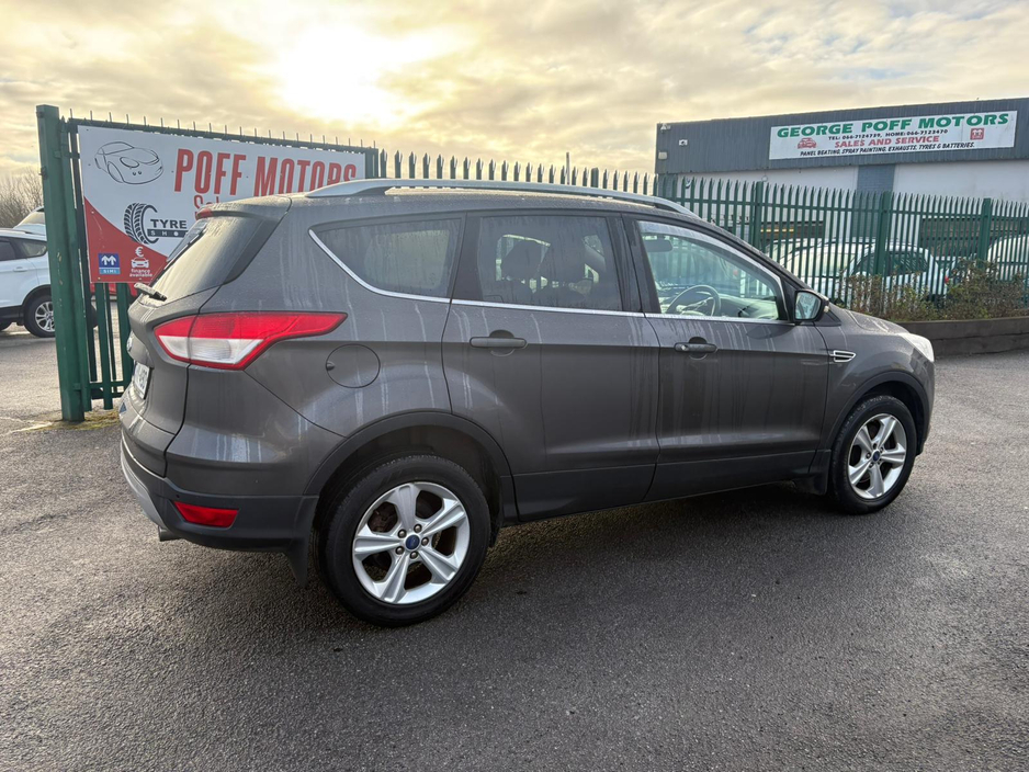 2015 Ford Kuga ZETEC 2.0 TD120 S6 M6 FWD €10,950