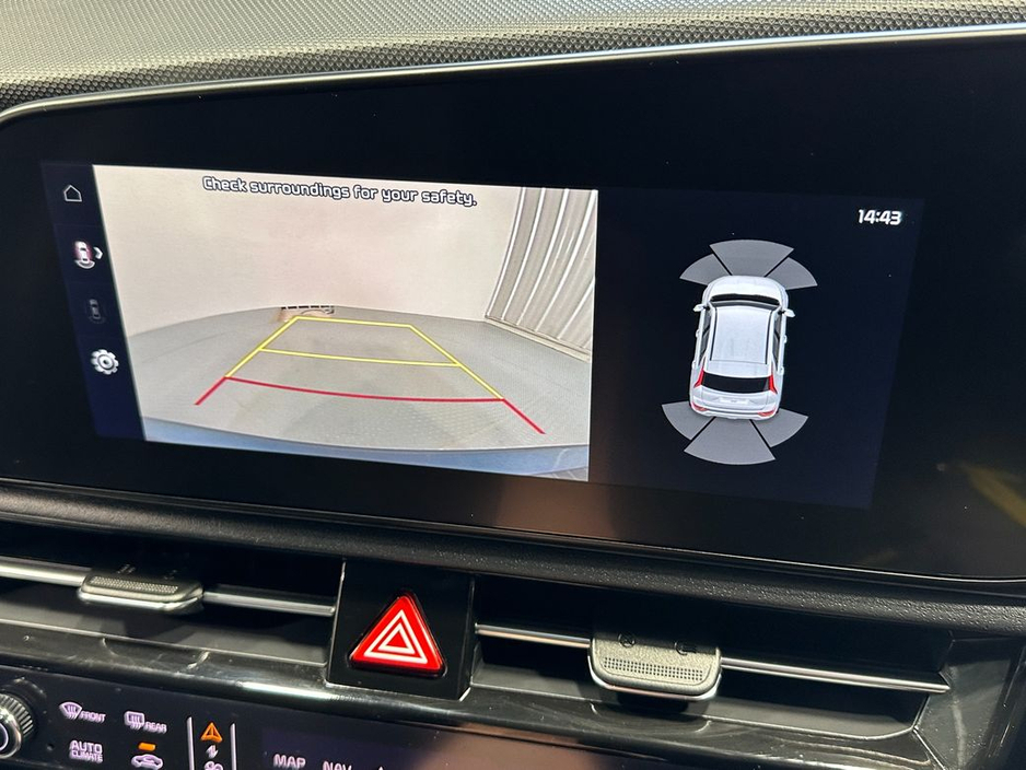 2025 Kia Niro - image 16