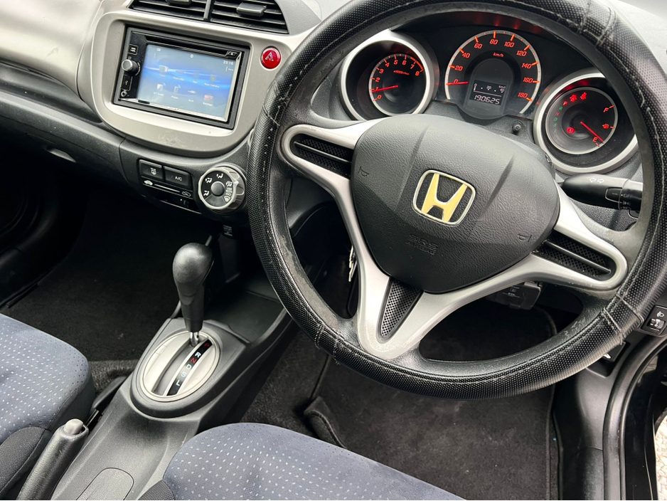 2008 Honda Jazz - image 3