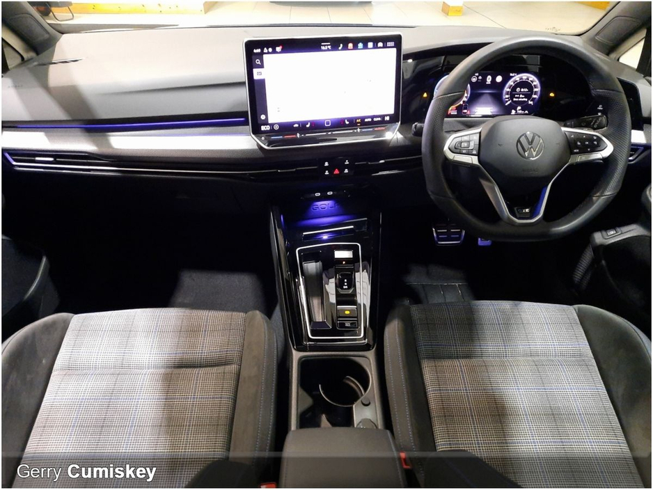 2025 Volkswagen Golf GTE | PAN ROOF | TSi 272BHP | PHEV 19.7 kWh