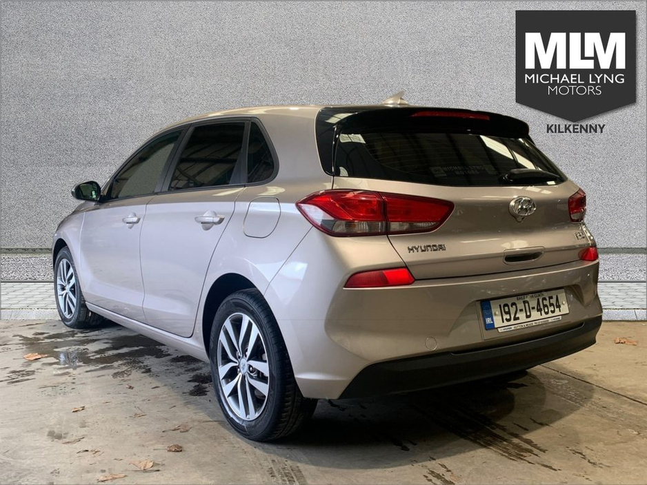 2019 Hyundai i30 - image 6