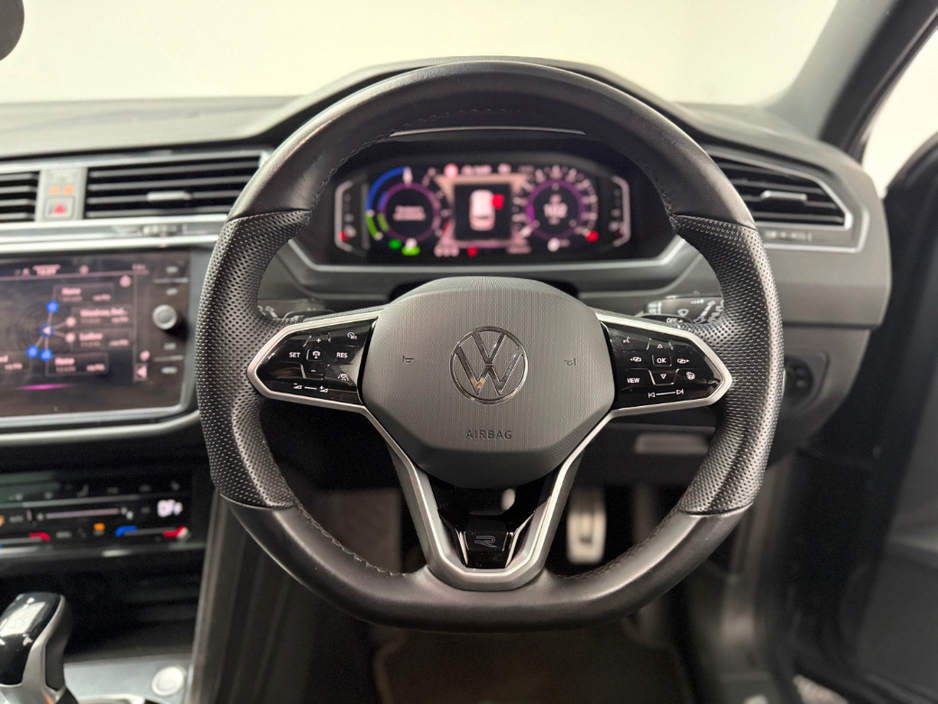 2023 Volkswagen Tiguan R-LINE TSI DSG €31,990