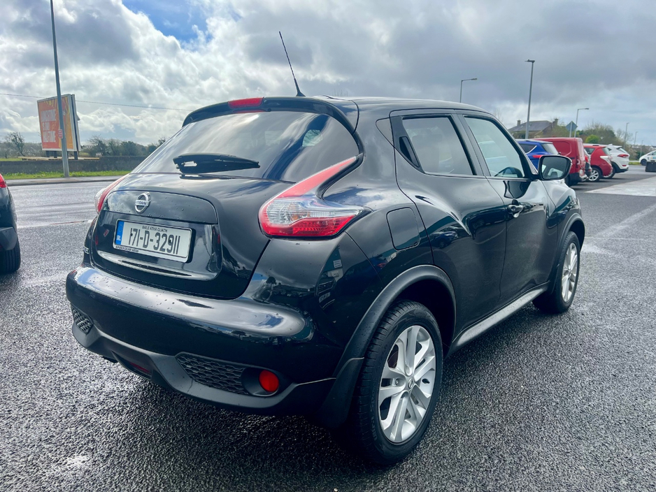 2017 Nissan Juke - image 3