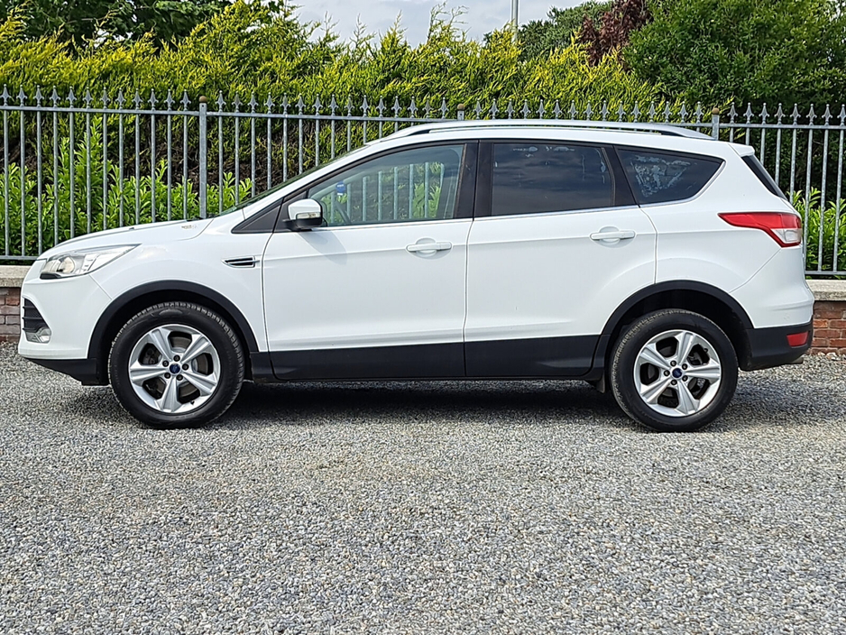 2016 Ford Kuga - image 4