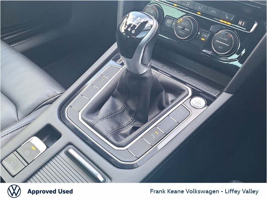 2021 Volkswagen Passat ELEGANCE 1.5 TSI 150HP *FULL LEATHER* *REAR VIEW CAMERA* *CARPLAY & ANDROID AUTO* *PCP FINANCE AVAILABLE* * €24,995