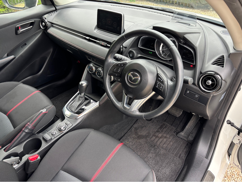 2016 Mazda Demio - image 10