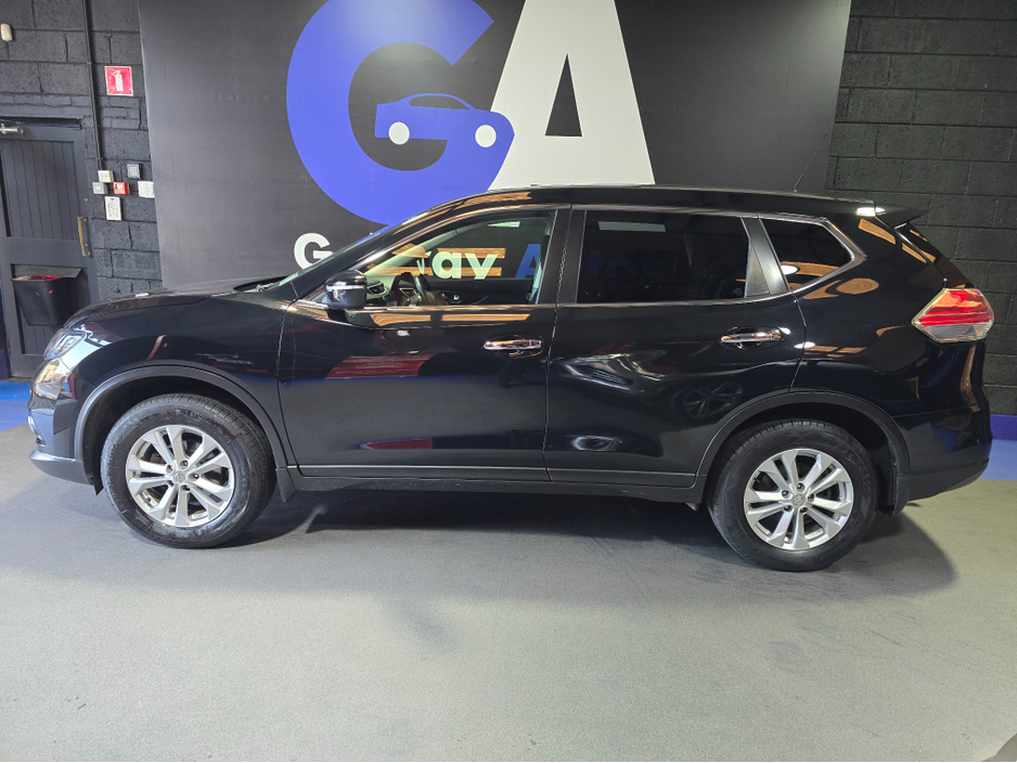 2016 Nissan X-Trail REAR CAMERA WITH CAR PLAY-LOW MILEAGE €12,950