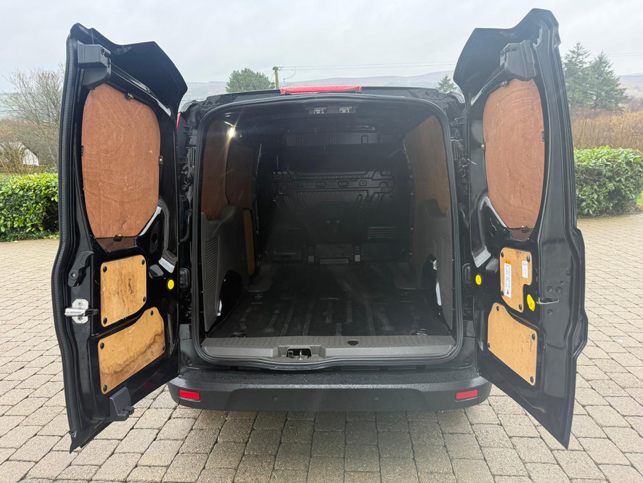 2021 Ford Transit Connect 240 LIMITED EDITION T TDCI €15,815