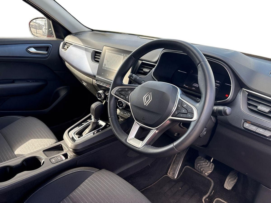 2024 Renault Arkana - image 6