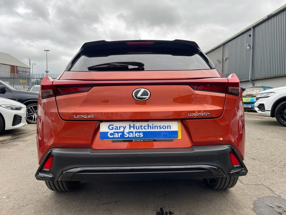 2022 Lexus UX 250 H 2.0 250h F Sport Design SUV 5dr Petrol Hybrid E-CVT Euro 6 (s/s) (184 ps)
