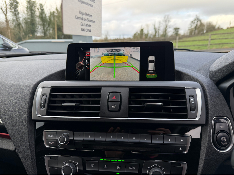 2016 BMW 1 Series - image 13