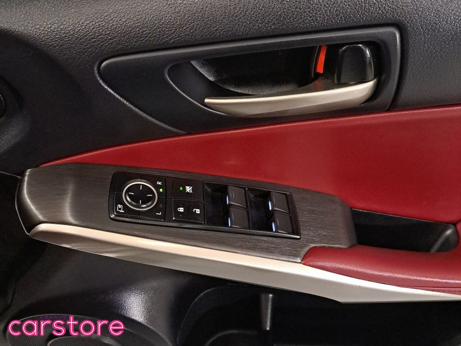 2019 Lexus IS 300 h 300h F-Sport €27,880