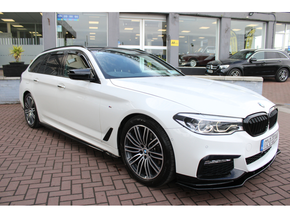 2017 BMW 5 Series 523DM-SPORT PLUS PACK AUTOMATIC // LOADS OF EXTRAS // STUNNING CAR WITH ONLY 137,000 KMS // BUY WITH CONFIDENCE AA AND SIMI APPROVED DEALER 2015 // FINANCE ARRANGED // ALL TRADE INS WELCOME  // €26,950