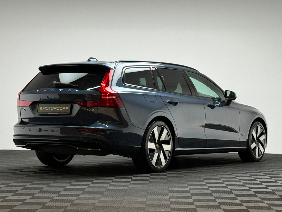 2025 Volvo V60 PLUS T6 2.0 PHEV AWD 350HP €54,990