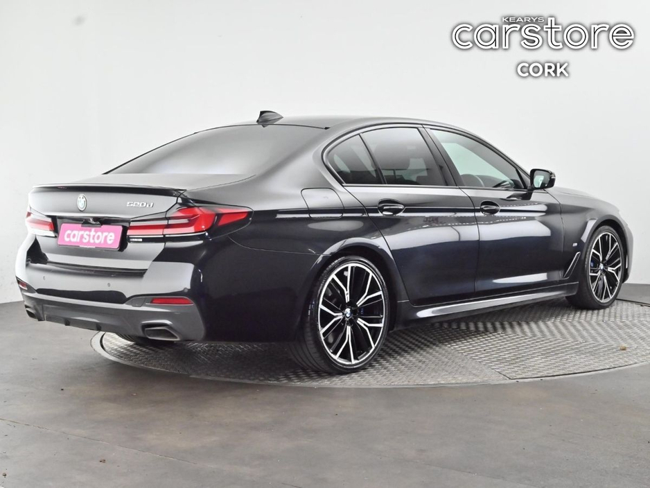 2021 BMW 5 Series - image 5