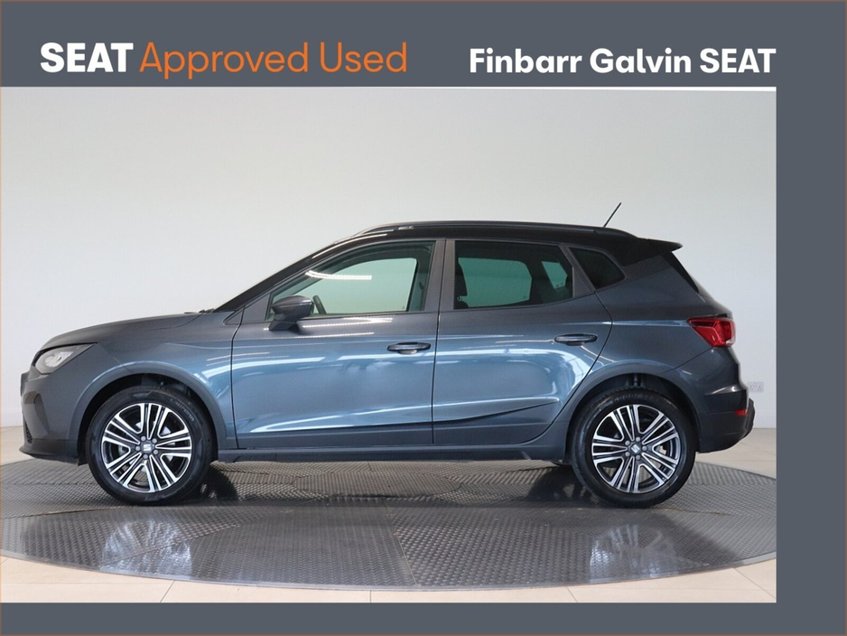 2023 SEAT Arona - image 3