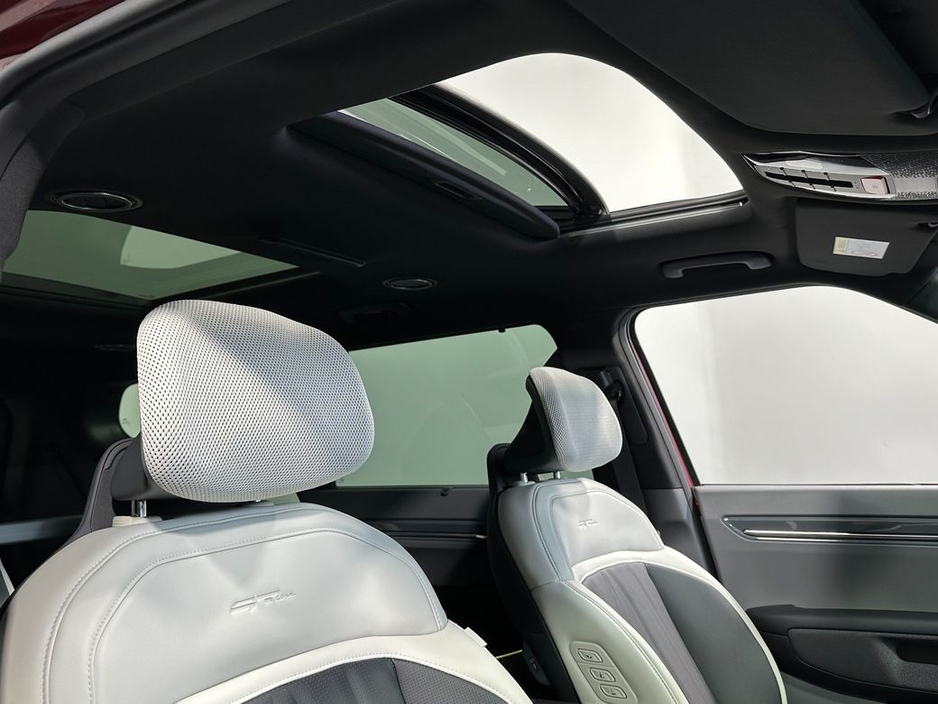 2026 Kia EV9 - image 13