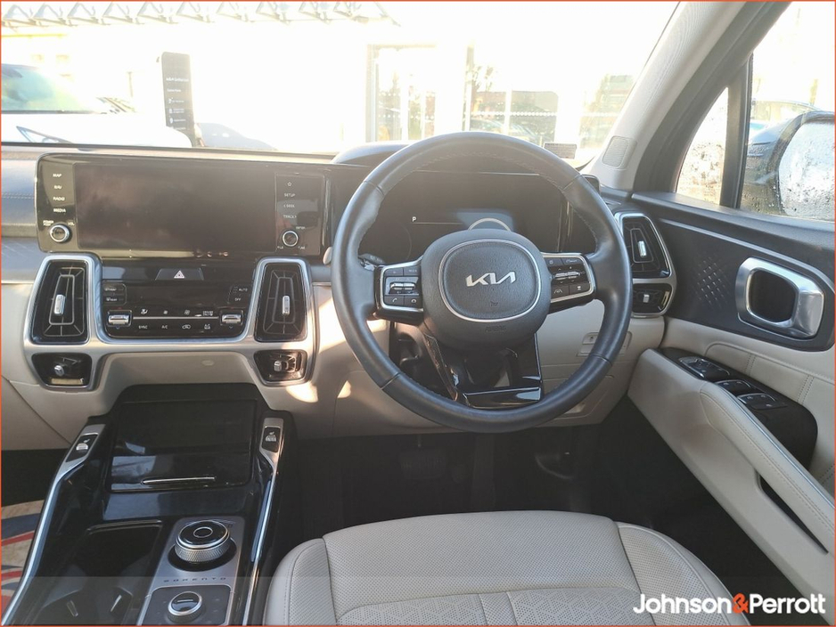 2023 Kia Sorento 1.6 PHEV K3 4X4 7 seats €50,900