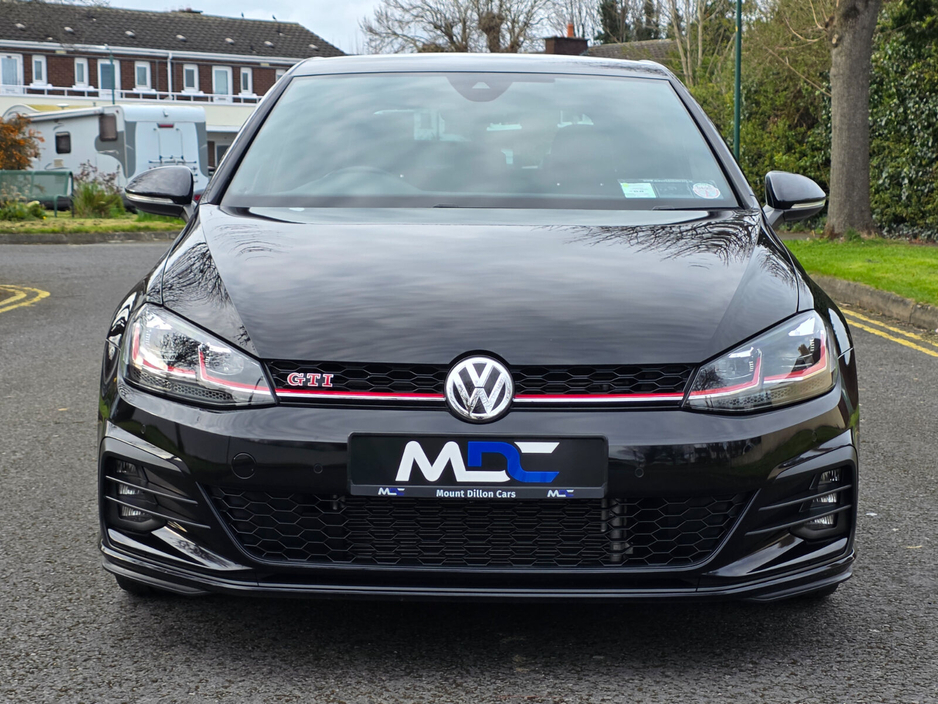 2020 Volkswagen Golf - image 14