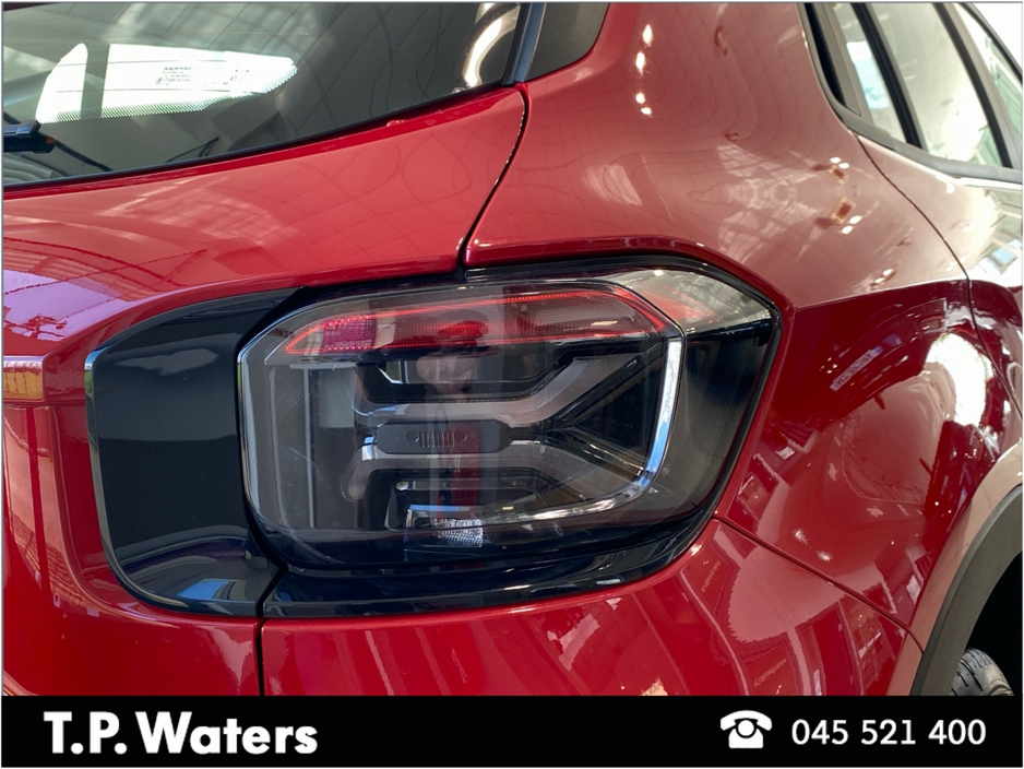 2025 Jeep Avenger - image 11