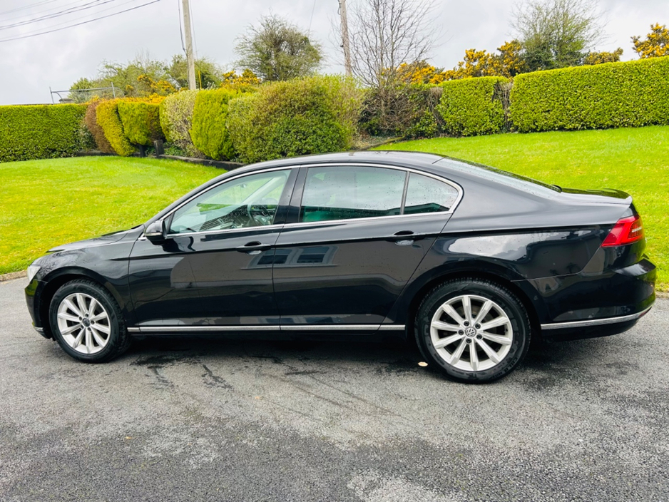 2016 Volkswagen Passat - image 10