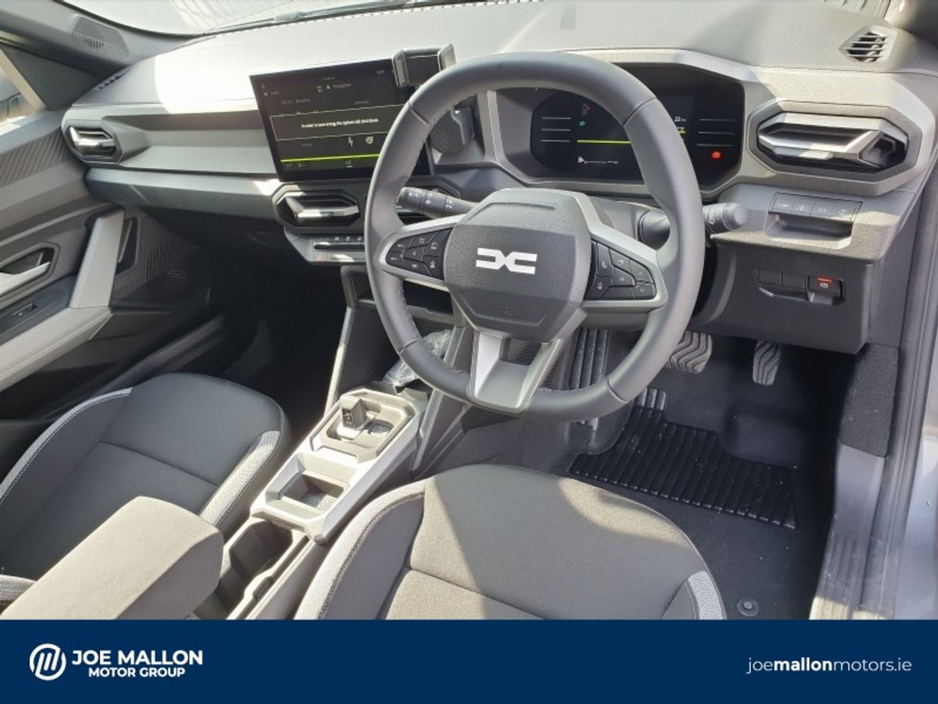 2026 Dacia Duster - image 9