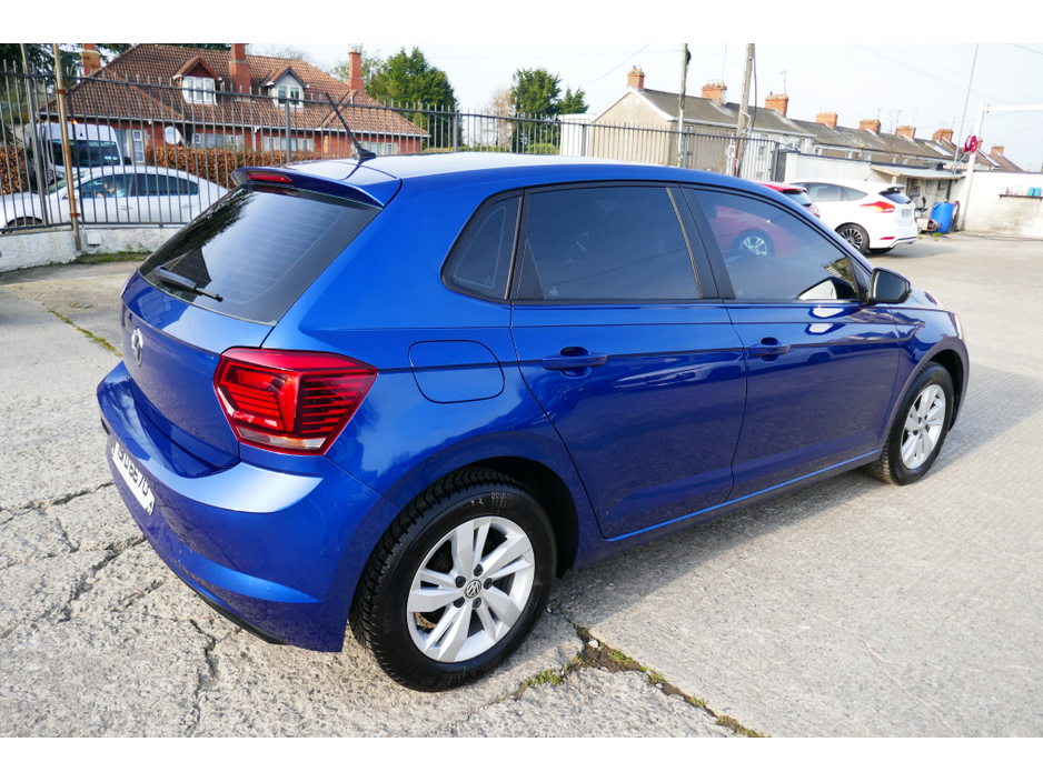 2019 Volkswagen Polo - image 10