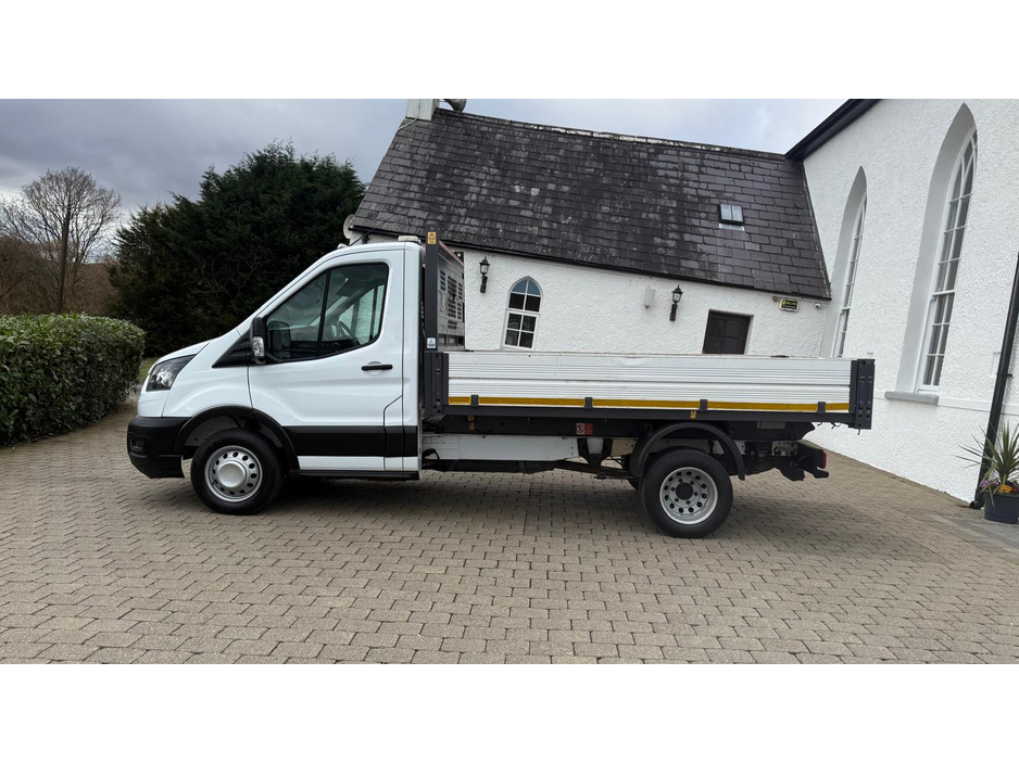 2021 Ford Transit - image 9