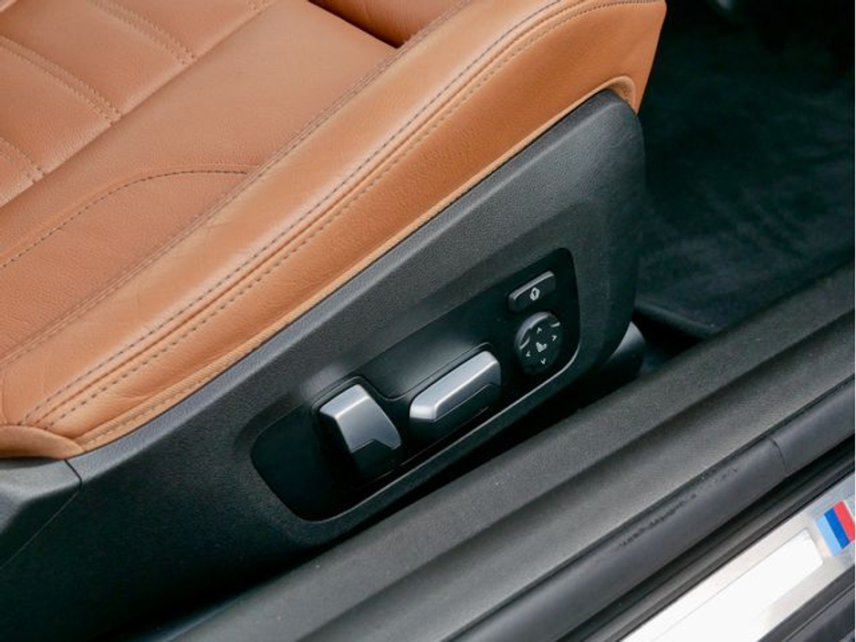 2022 BMW 2 Series - image 21