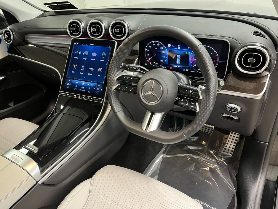 2023 Mercedes-Benz GLC Class 220d AMG 4Matic - 19 Inch Alloys - Reversing Camera - Ambient Lighting - Sat Nav - Climate Control - Electric Heated Memory Seats - Cruise Control - Apple CarPlay/Android Auto