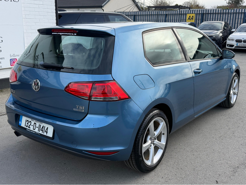 2013 Volkswagen Golf - image 4