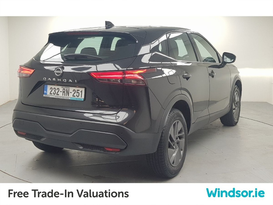 2023 Nissan Qashqai 1.3 PET MILD HYBRID SV CVT €28,995