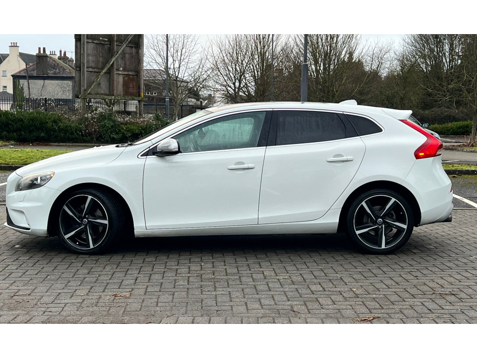 2013 Volvo V40 40 SERIES 2.0 D3 R-DESIGN NAV 150BHP 5DR