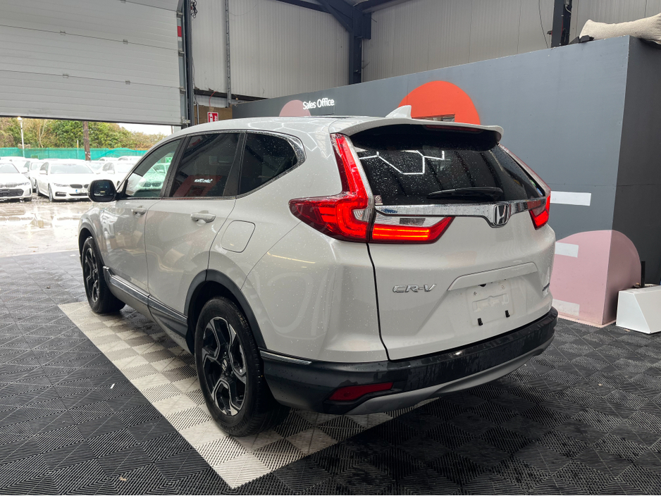 2020 Honda CR-V - image 4