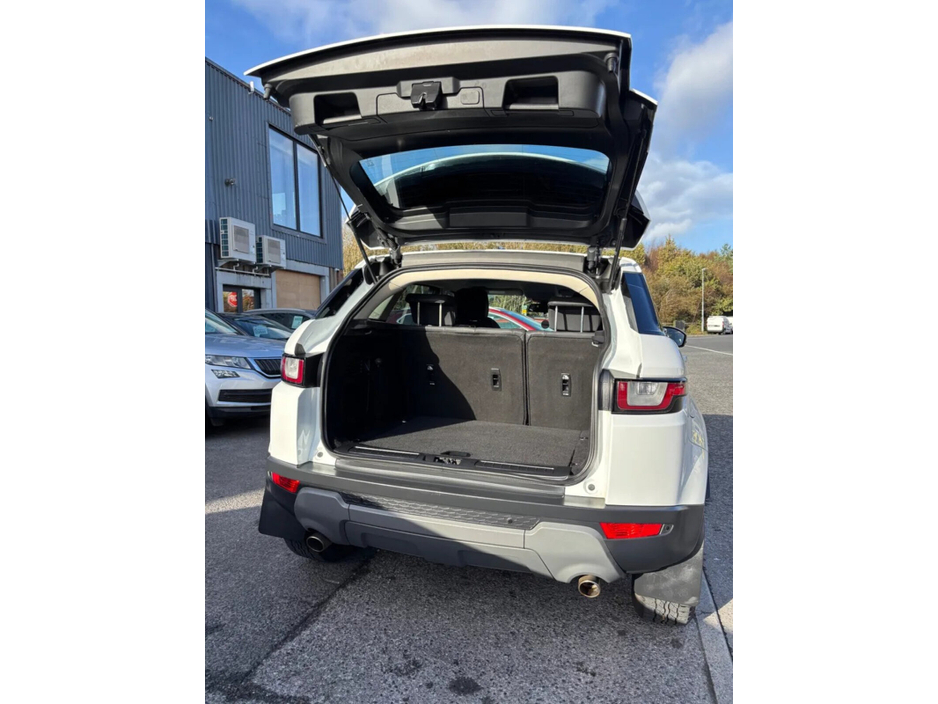 2016 Land Rover Range Rover Evoque 2.0 eD4 Pure €15,000