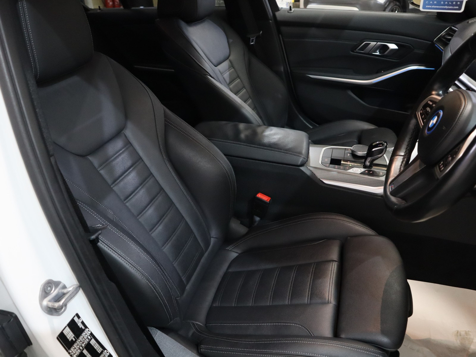 2022 BMW 3 Series *14* M SPORT AUTO €30,900