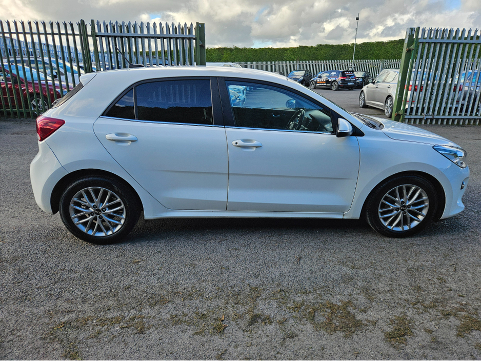 2017 Kia Rio 1.0 T-GDI 98BHP 3 5DR €8,950